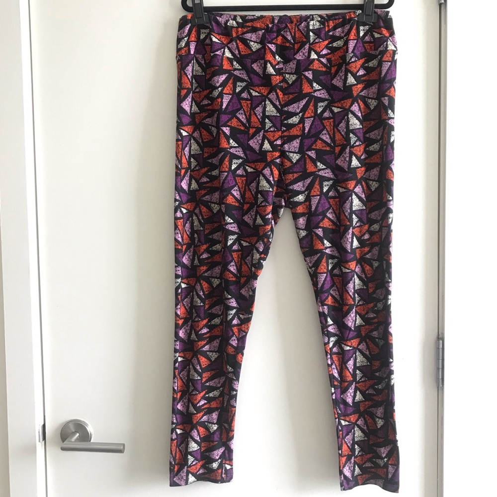 Classic LuLaRoe TC Geometric Print Leggings